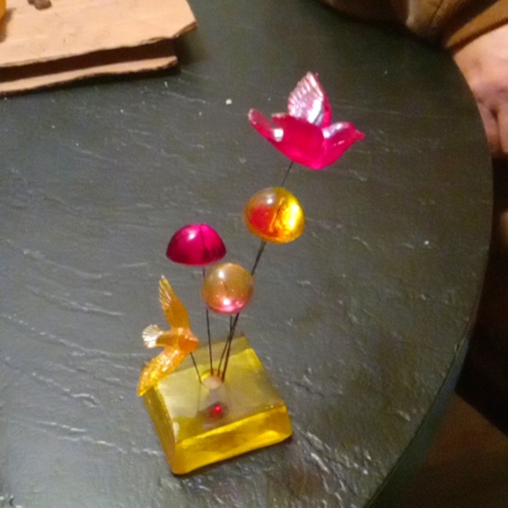 Vintage kinetic lucite birds